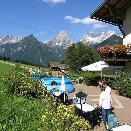 Berg-panorama-hof Sturmgut Hétvégi ház *